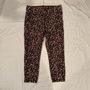 lululemon printed leggings with side pockets